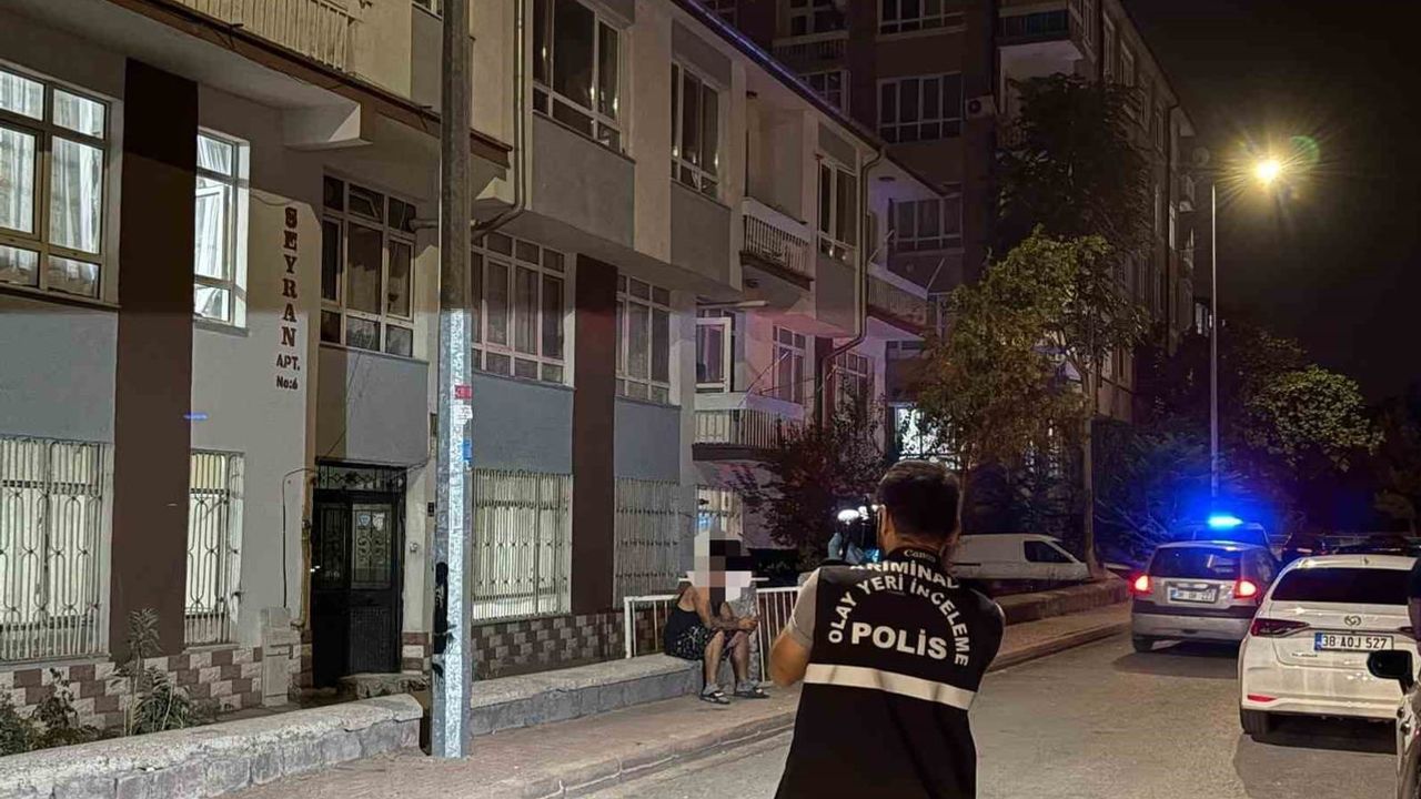 Kayseri'de evde başlayan tartışma bıçaklı kavgaya dönüştü