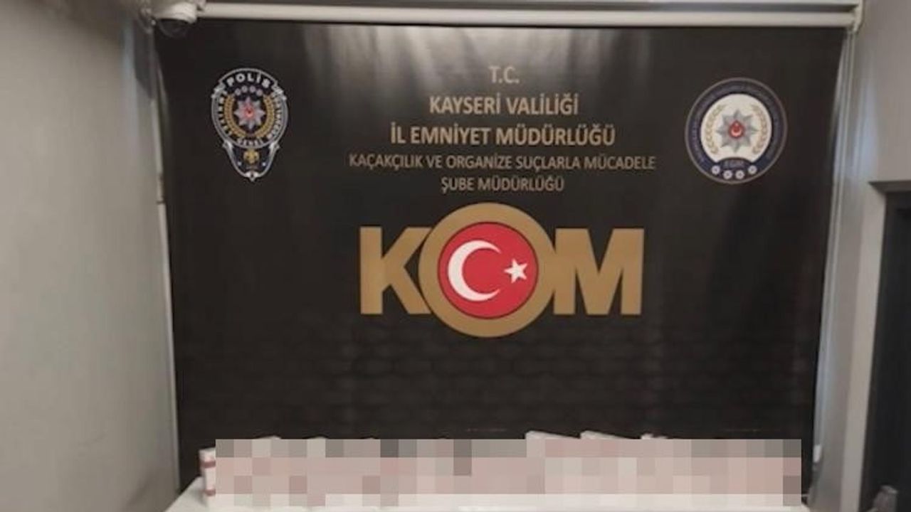 Kayseri'de kaçakçılık operasyonunda iki gözaltı, 130 bin 200 makaron ele geçirildi