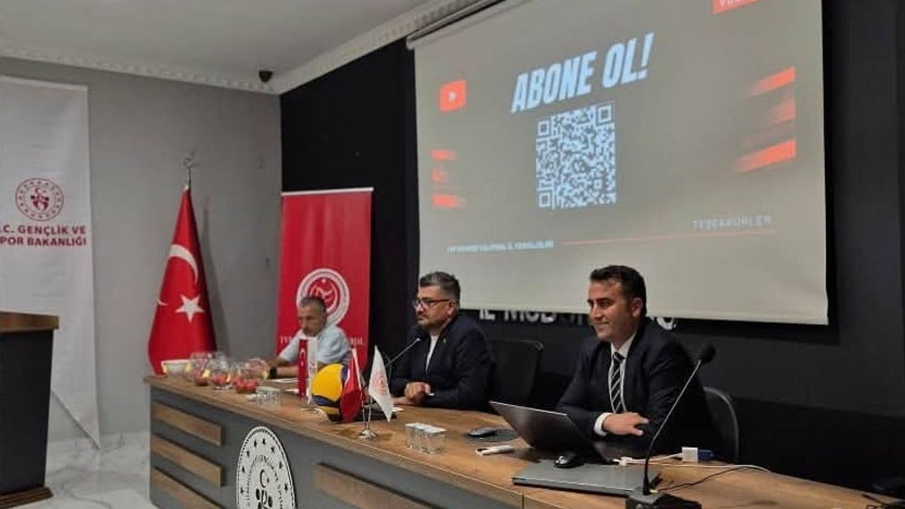 Kayseri'de voleybolda 2026-2027 sezonu için kural ve kura bilgilendirmesi