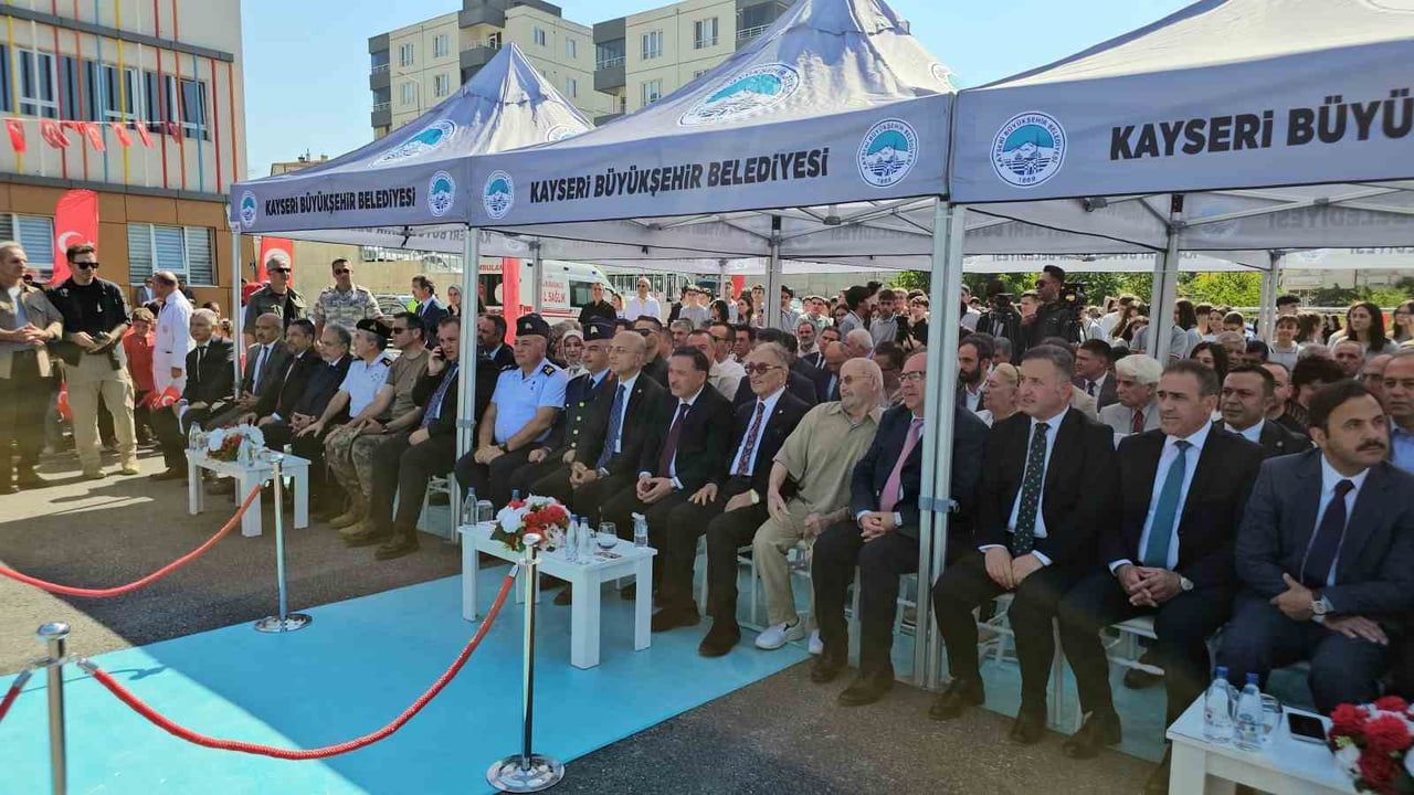 kayseri’de yeni eğitim yılı törenle başladı