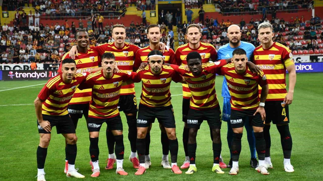 Kayserispor evinde farklı galibiyetle İstanbulspor'u 4-0 yendi
