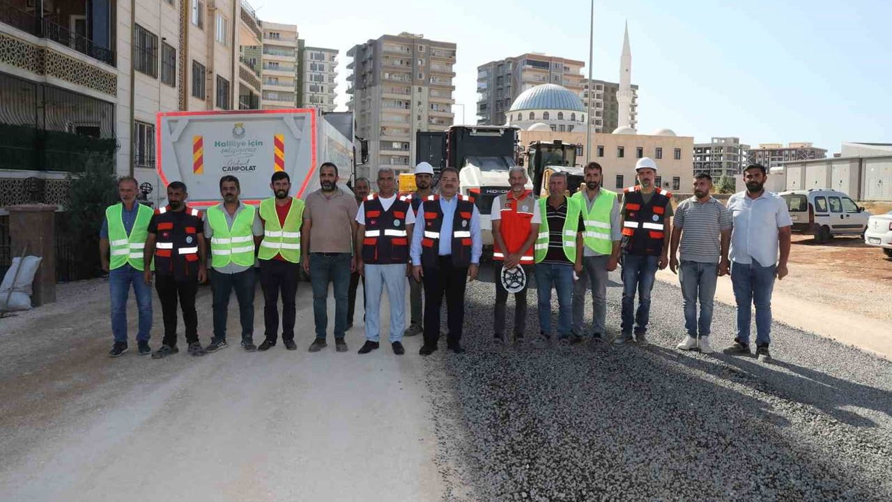 Kendi asfaltını üreten belediyeyle yollar hızlandı