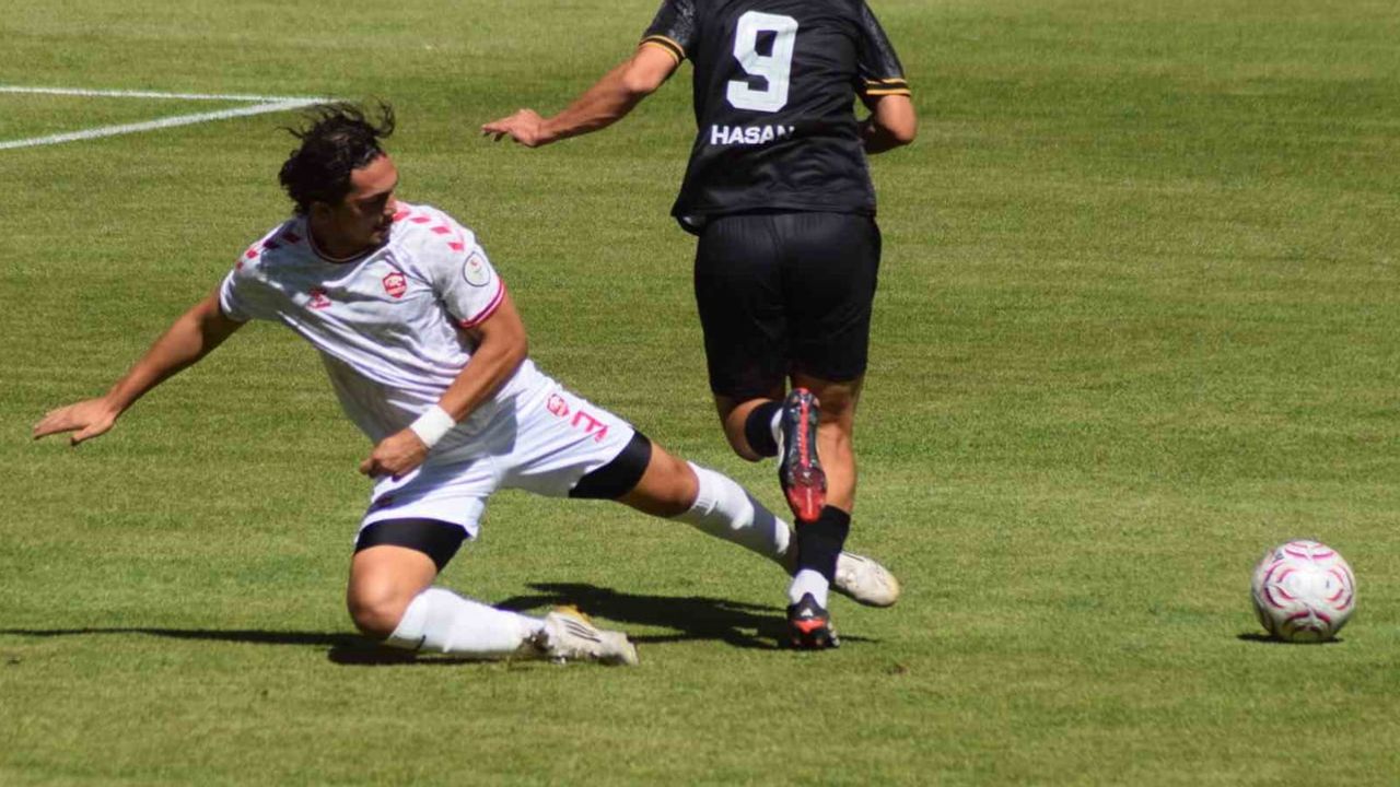 Kepezspor deplasmanda geri dönüşle Karaman FK'yı kupadan elledi