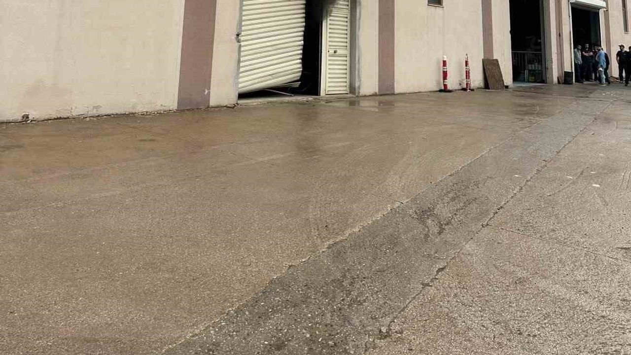 Kestel'de fabrika alevleri itfaiyenin hızlı müdahalesiyle söndürüldü