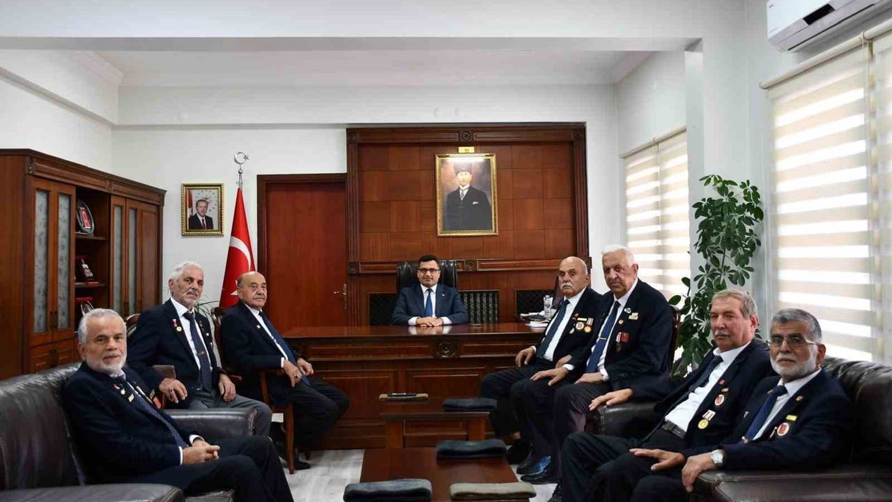 Kıbrıs gazilerinden kaymakama vefa ziyareti