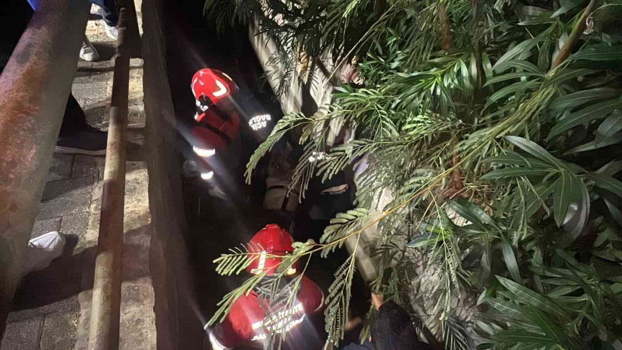 Kimliği belirsiz şahıs Marmaris'te dereden çıkarılarak hastaneye kaldırıldı