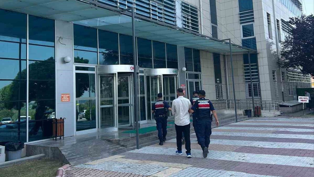 Kına kutlamasında silahla ateş edilmesi jandarmayı harekete geçirdi
