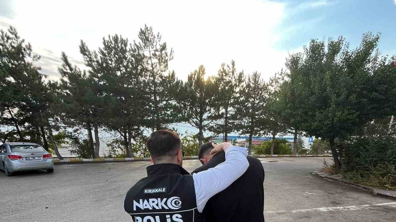 Kırıkkale'de teknik ve fiziki takiple düzenlenen uyuşturucu operasyonunda bir kişi tutuklandı