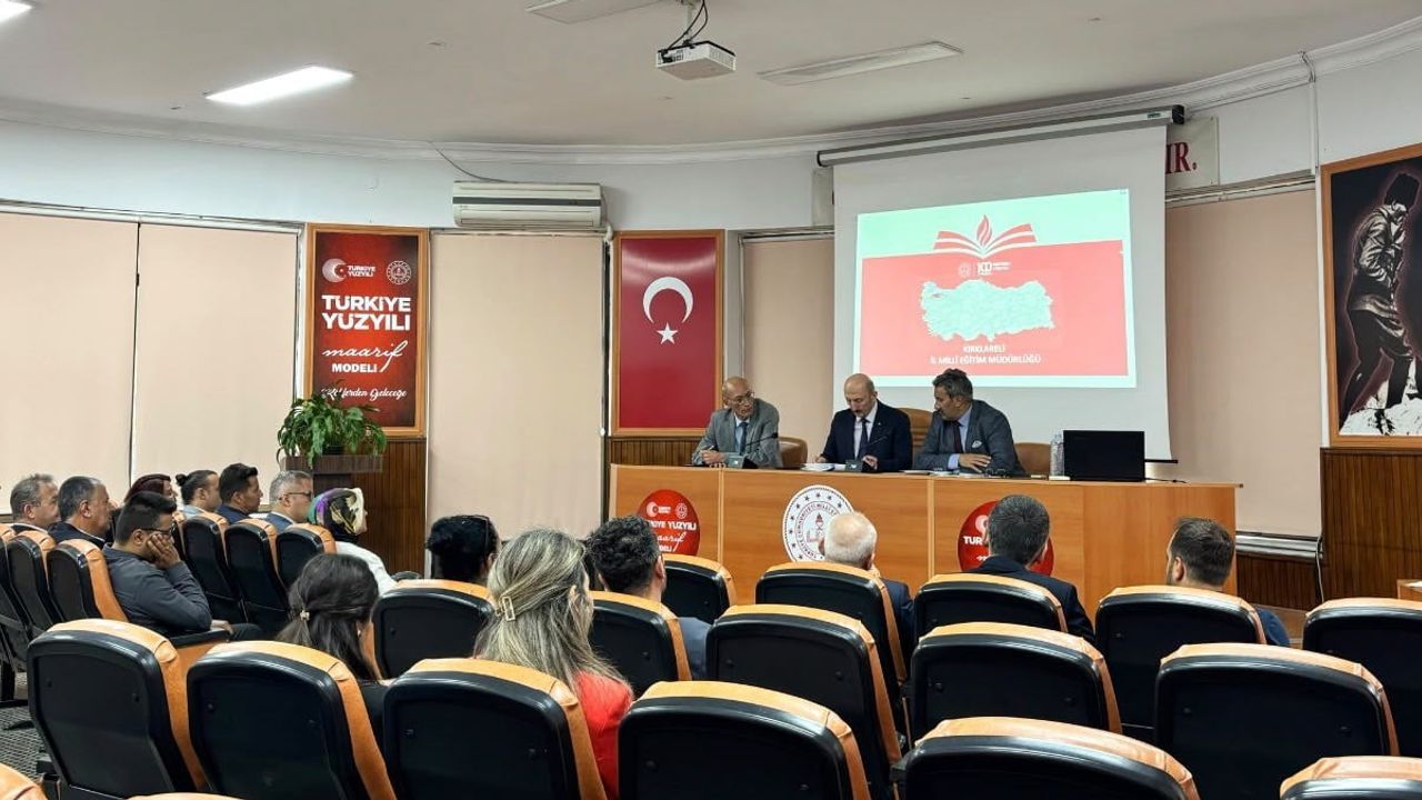Kırklareli'de rehberlik komisyonu okul güvenliği ve akran nezaketini ön plana aldı