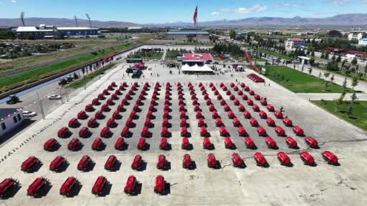 Kırsal mahallelere 150 yangın söndürme tankeriyle hazırlık güçlendirildi