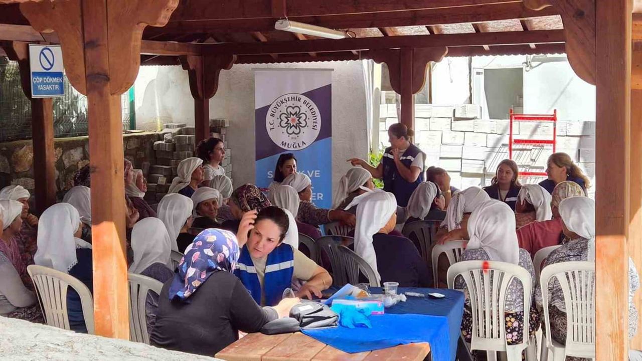 Kırsala ulaşan sağlık ekipleri mahallelerde tarama yapıyor