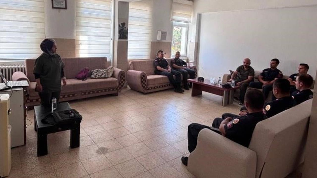 Kırsalda görev başı: Bilecik jandarmasına av koruma ve biyokaçakçılık eğitimi
