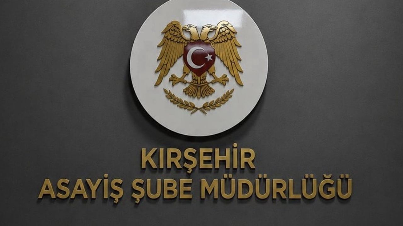 Kırşehir'de emniyet operasyonlarında çok sayıda silah, mühimmat ve uyuşturucu bulundu