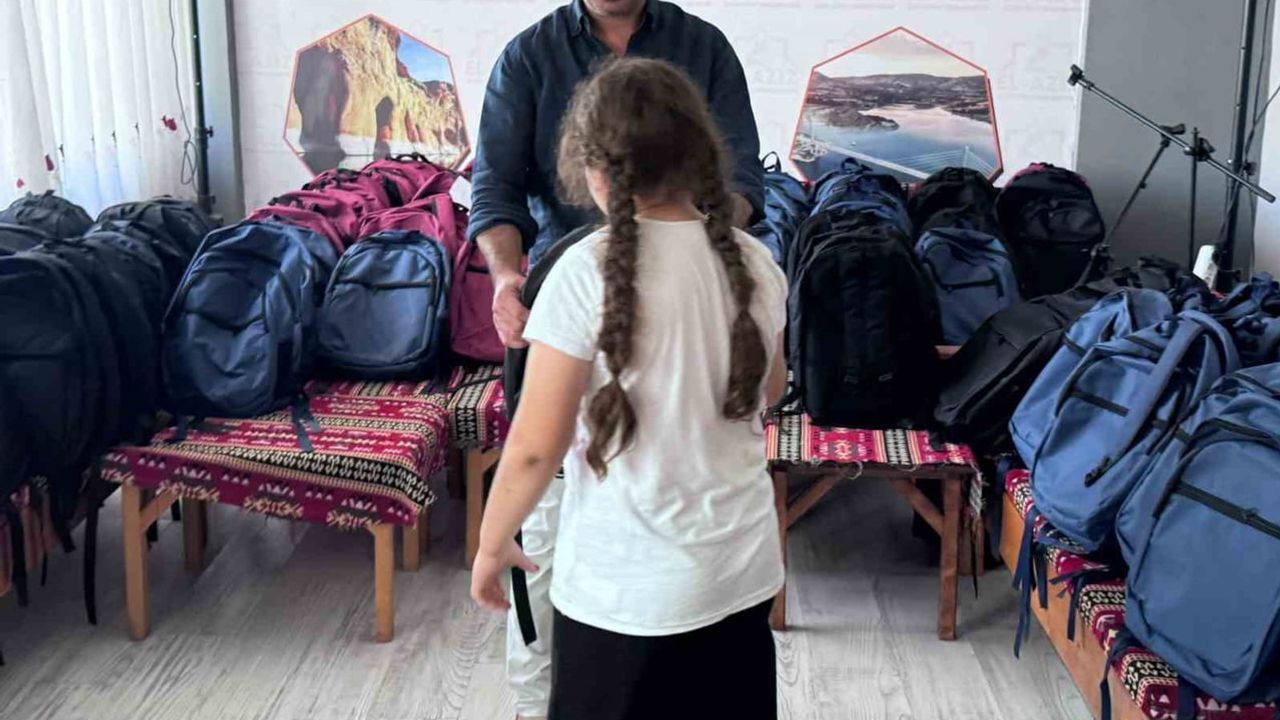 Kırtasiye desteğiyle 350 yetimin yeni eğitim yılına hazırlanmasına katkı