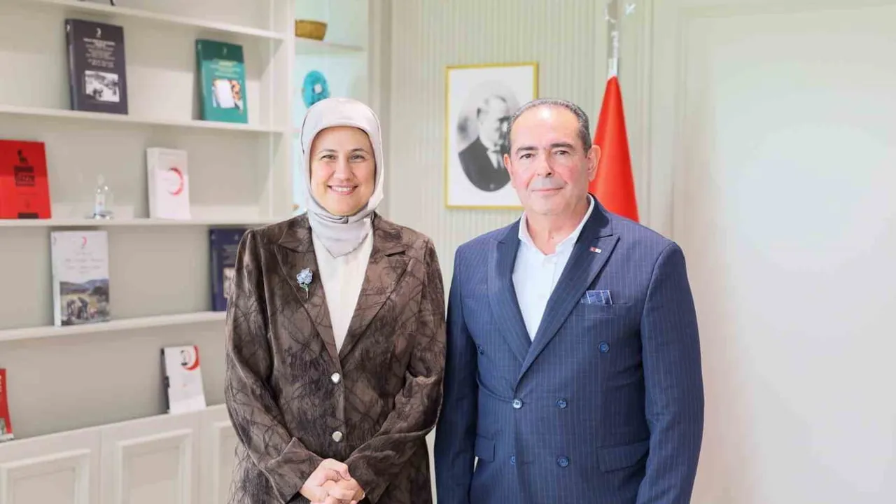 Kızılay Kayseri'de görev değişimi: Melikgazi şubesi kapatıldı, Mükremin Çepni başkan oldu