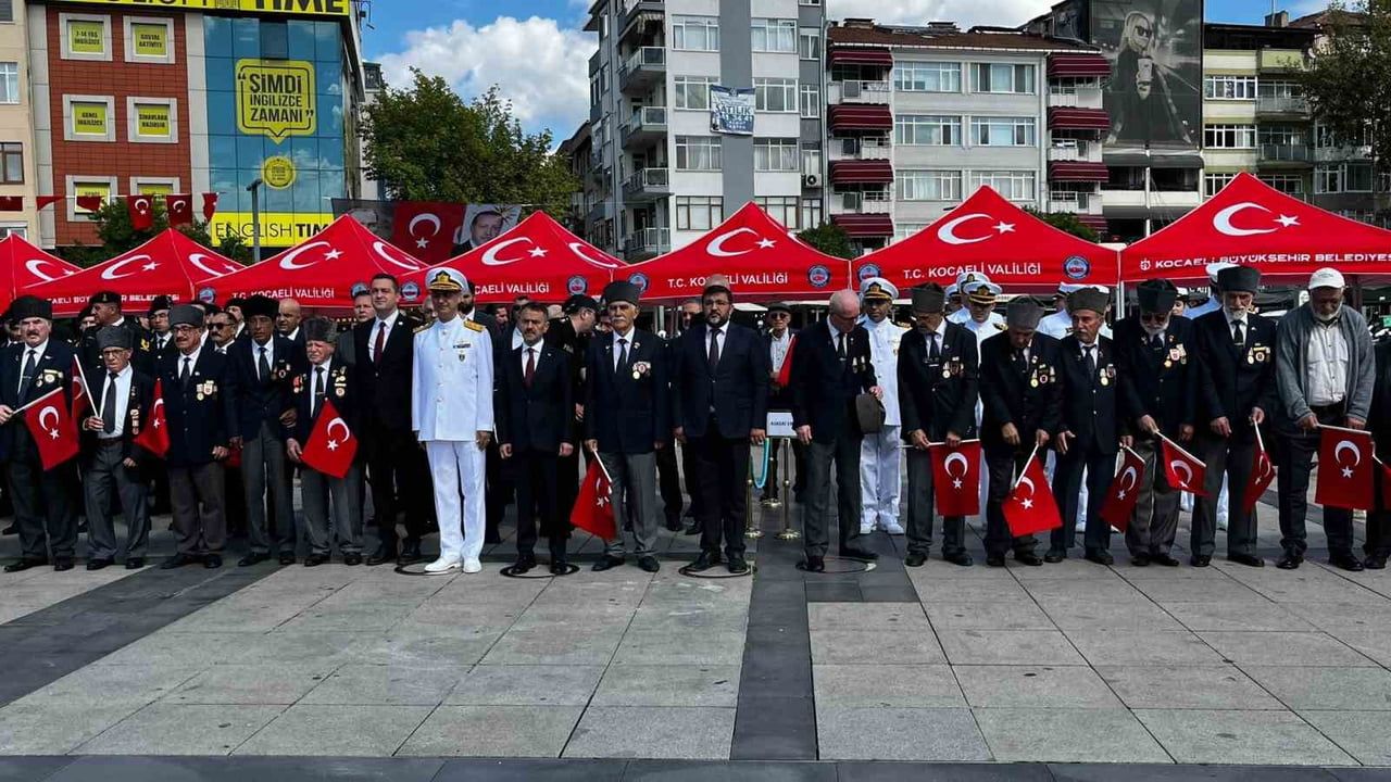 Kocaeli'de kahramanlara vefa: gaziler günü yürüyüşü ve anma