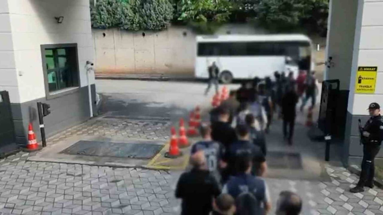 Kocaeli merkezli operasyon: paravan şirketlerle 460 milyonluk bahis trafiği çöktü
