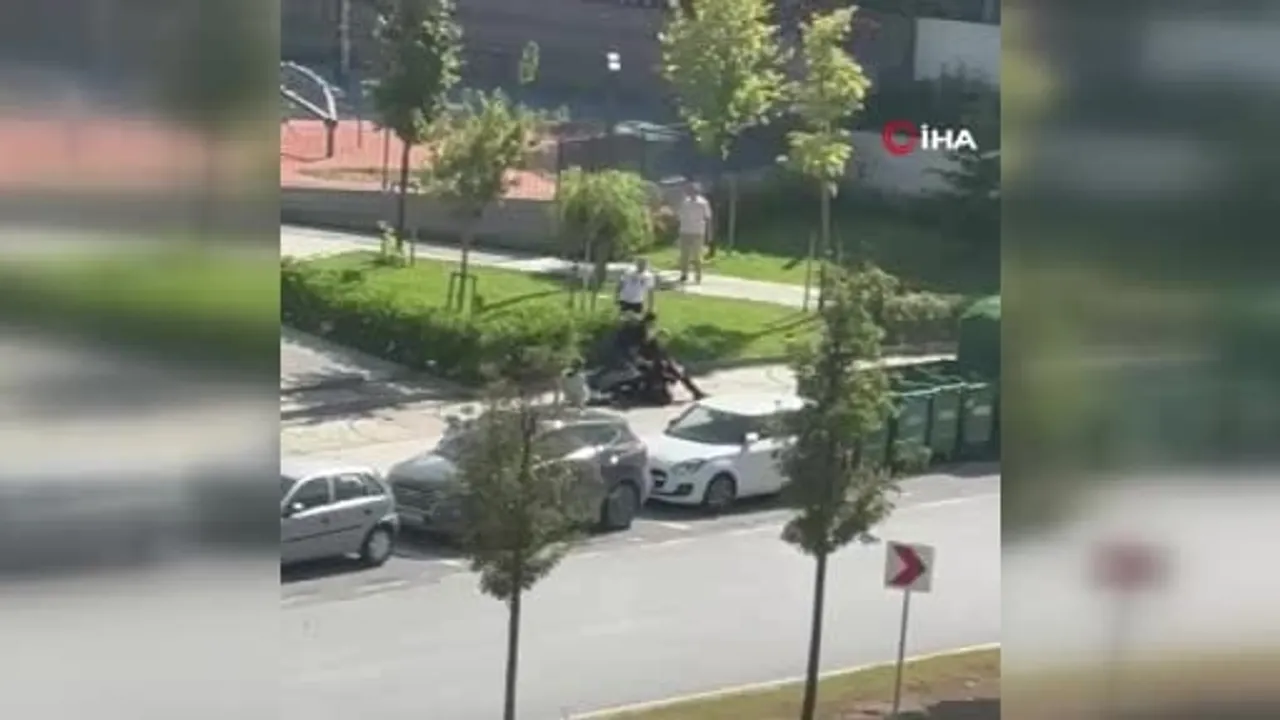 Komşu kavgası Başakşehir'de parka sıçradı