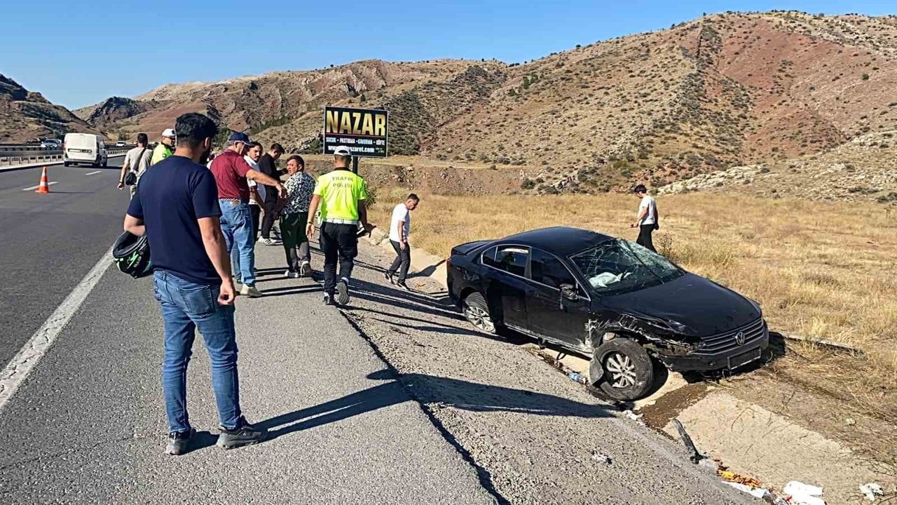 Kontrolden çıkan araç şarampole indi, beş kişi hafif yaralandı