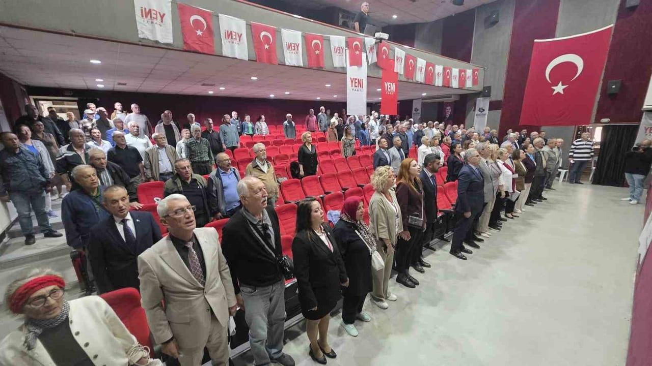 Konuşmaların uzaması Bandırma'da Yeni Parti ön seçimini gerdi