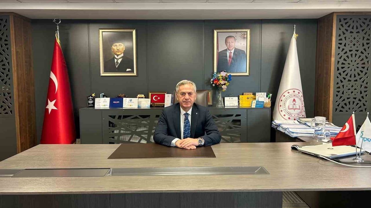 Konya'da geleceğin sınıfları açıldı: 474 bin 512 öğrenci ve 35 bin 523 öğretmen ders başı yaptı