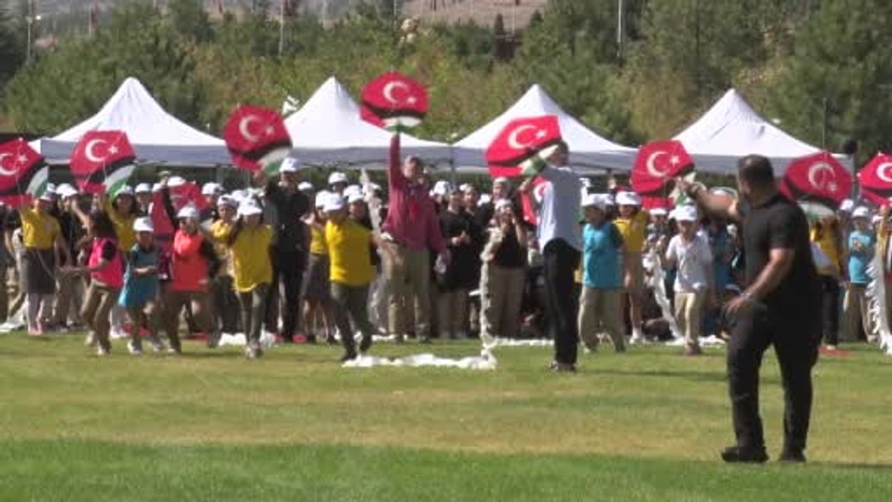Konya'dan gazzeli çocuklara gökyüzünde umut uçurtmaları