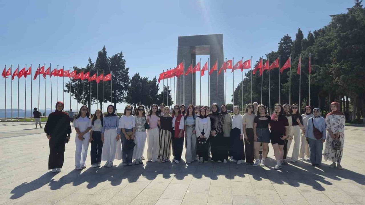 Konya gençleri Çanakkale'de tarihle yüzleşti