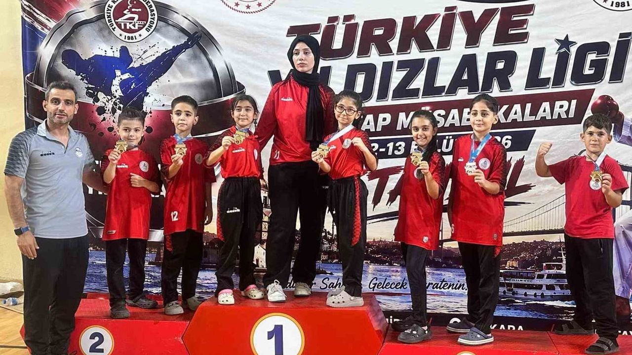 Körfez Gençlerbirliği tatamiyi fethetti: 13 madalya ile döndü