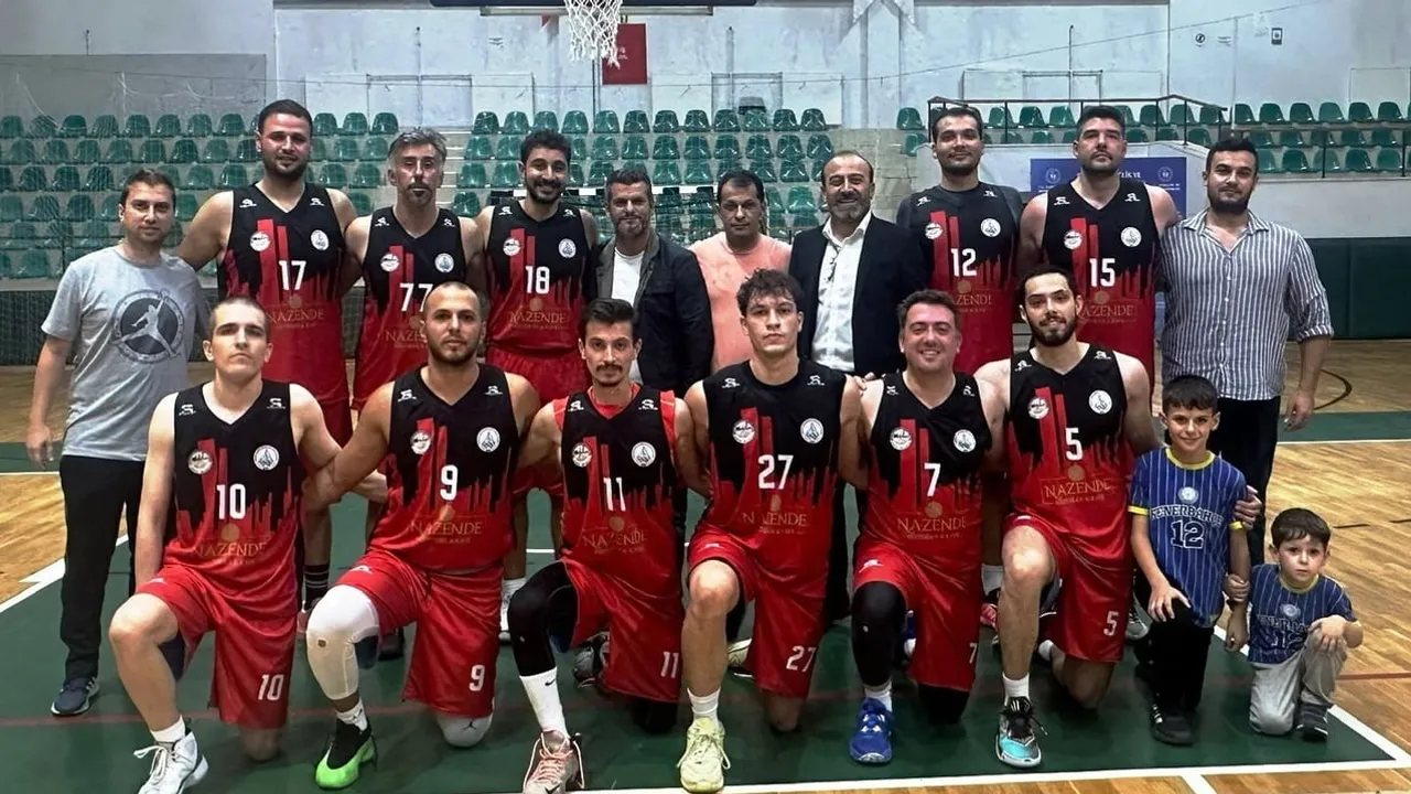 Körfez Gençlerbirliği üçüncü çeyrekte 15 sayılık seriyle Gebze'yi 68-63 yendi