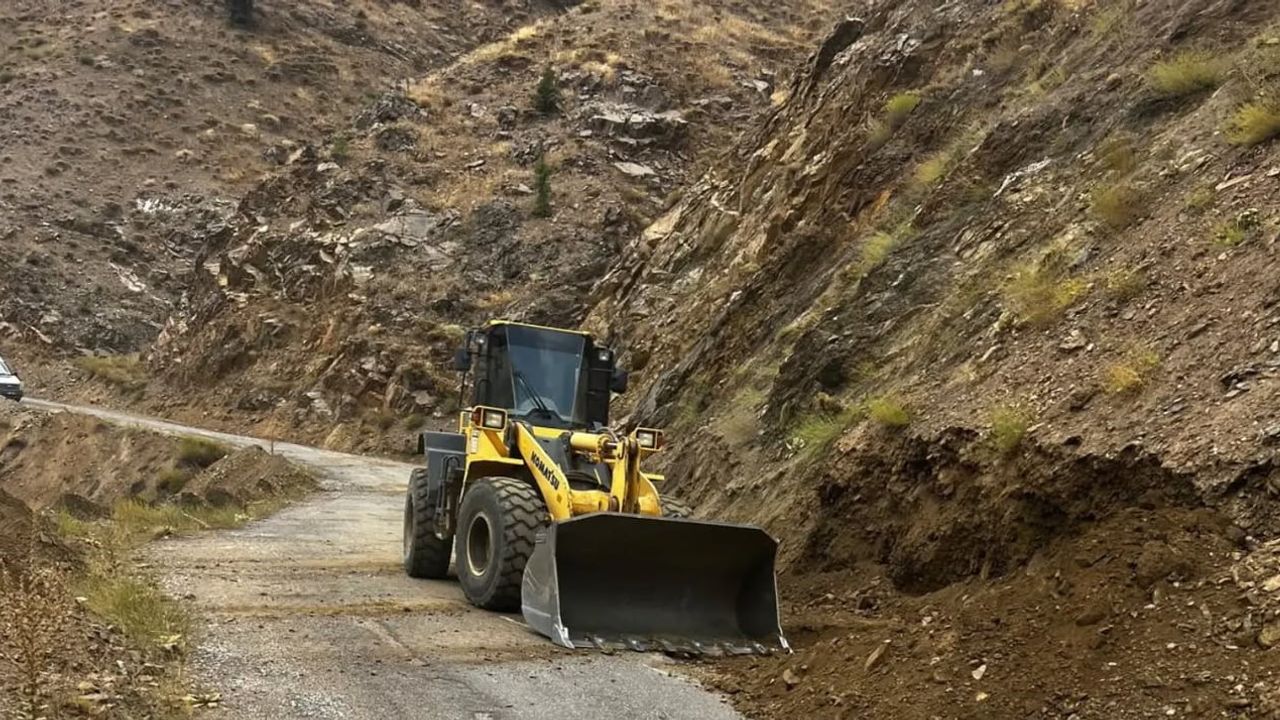Korucak köyünde yol çalışmaları güvenli ulaşımı hedefliyor