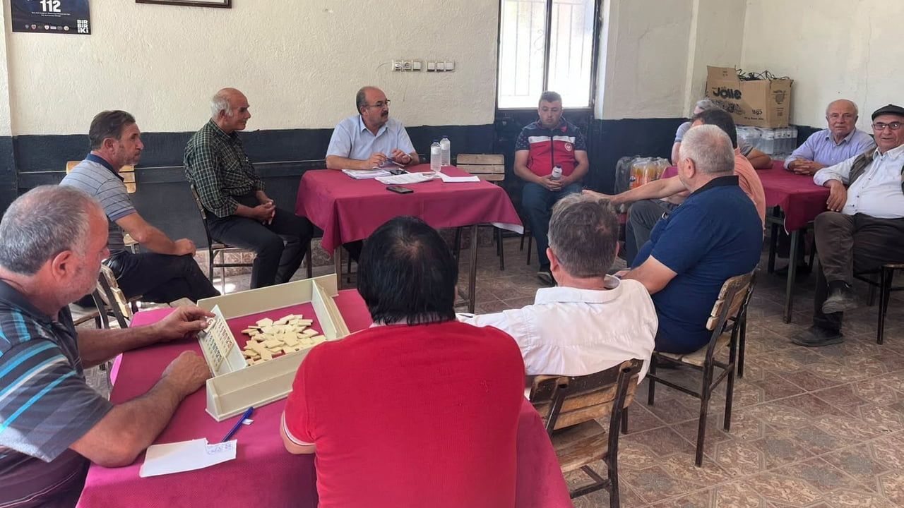 Köy köy üreticiyle sahada çözüm: Uşak İl Tarım ve Orman Müdürlüğü bilgilendiriyor