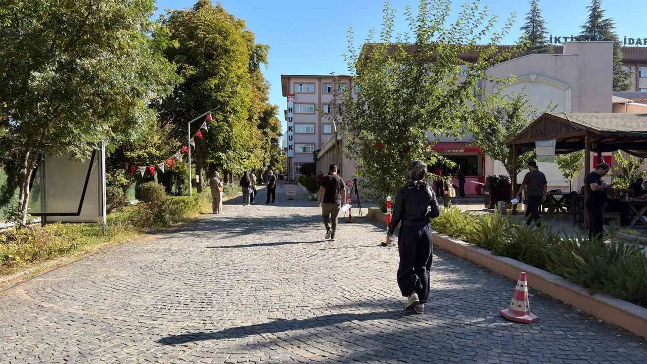 KPSS lisans alan bilgisi'nde son oturum başladı: adaylar 120 soruluk maratonda ter döküyor