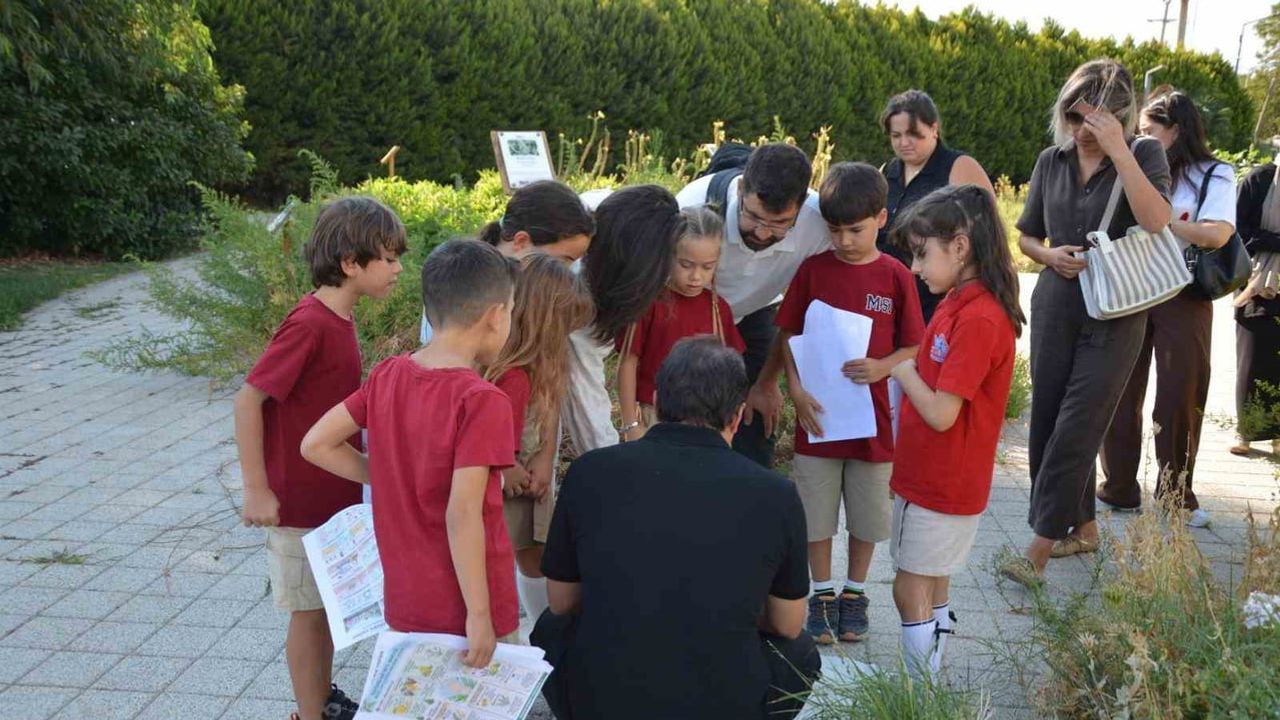 Küçük kâşifler BAÇEM’de hazırlanıyor: sıvı eldiven finallere yürüyor