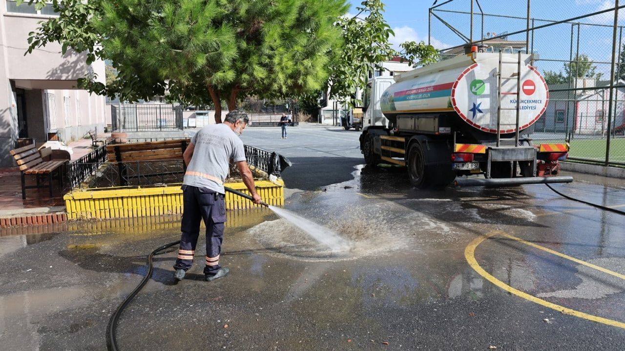 Küçükçekmece'de okullar yeni döneme eksiksiz hazır