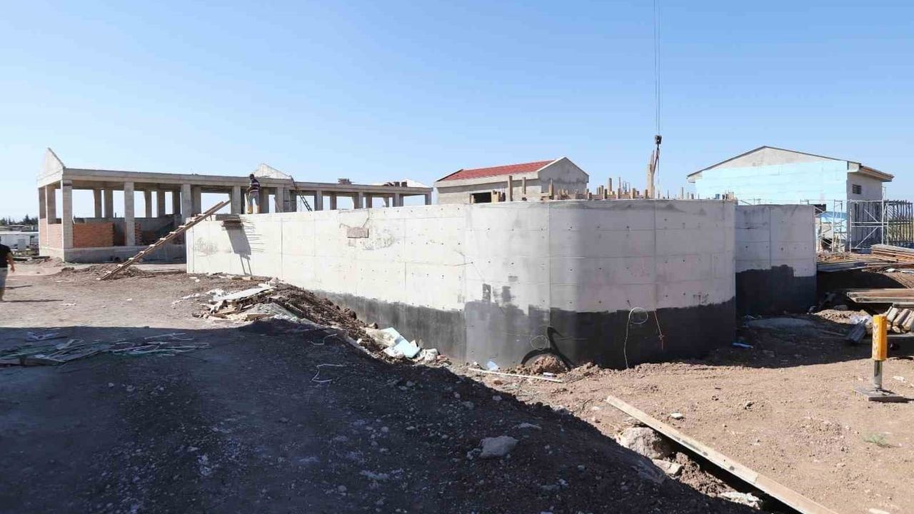 Kumlu’da atık su arıtma tesisi yüzde 65 tamamlandı