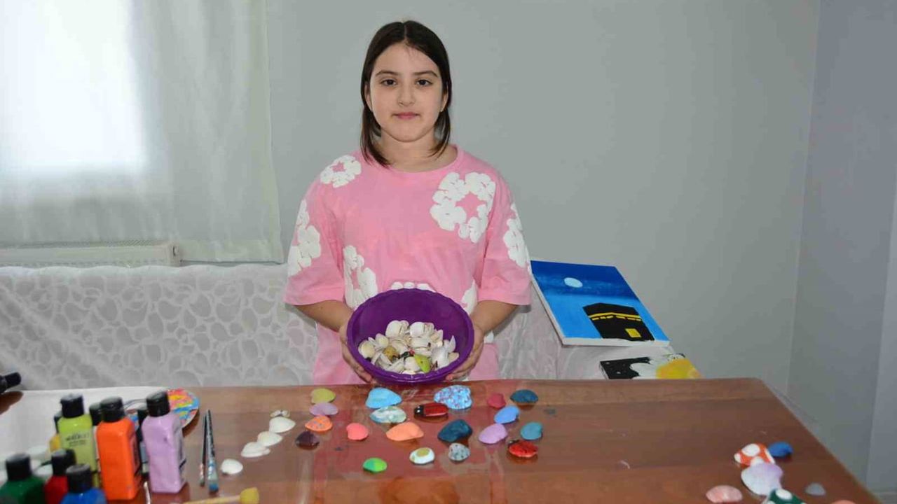 Kumsaldan atölyeye: 11 yaşındaki Elif Zehra'nın deniz kabuğu serüveni