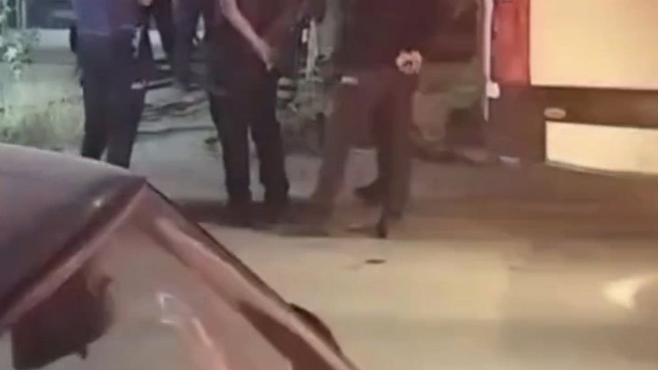 Kütahya'da beyaz eşya servisinde çıkan yangın iş yerinde hasara yol açtı