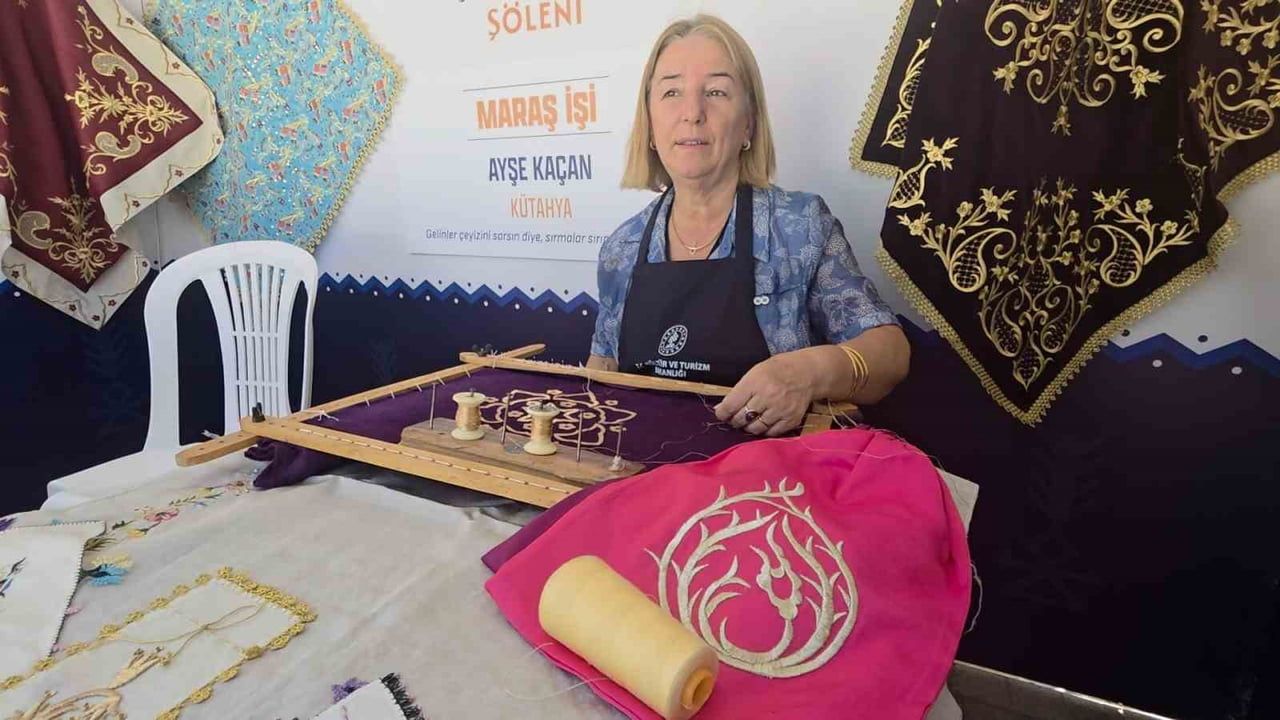 Kütahya'nın sandıklardan çıkan kıyafetleri çağdaş tasarımlarda yeniden hayat buluyor