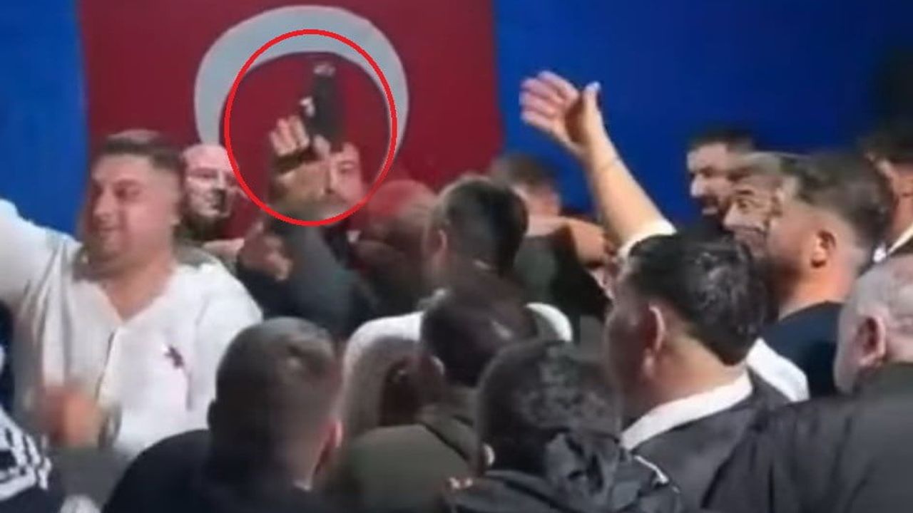 Kutlama anı cepte: kınada havaya ateş açıldı