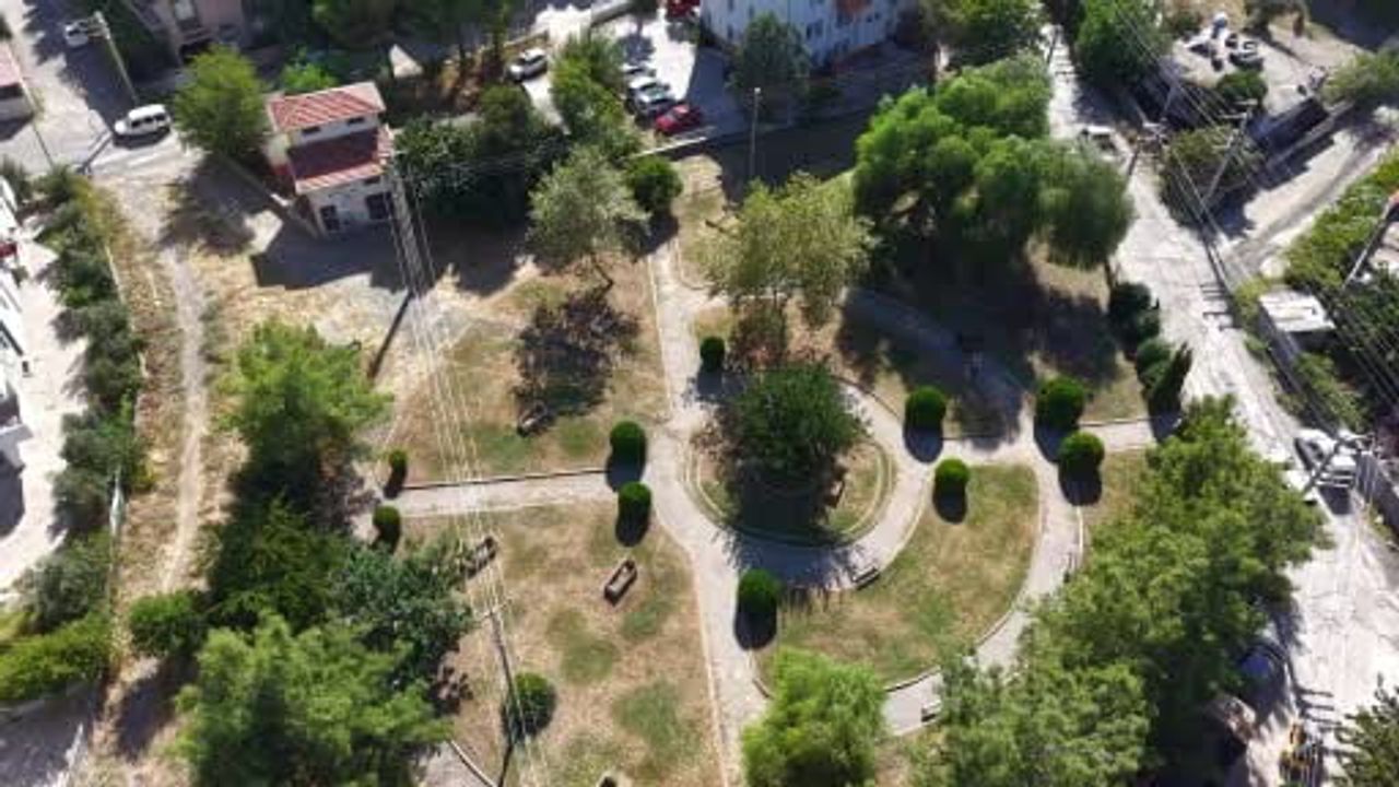 Mahalle sakinleri: eski mezarlık çocuk parkına dönüştürülsün