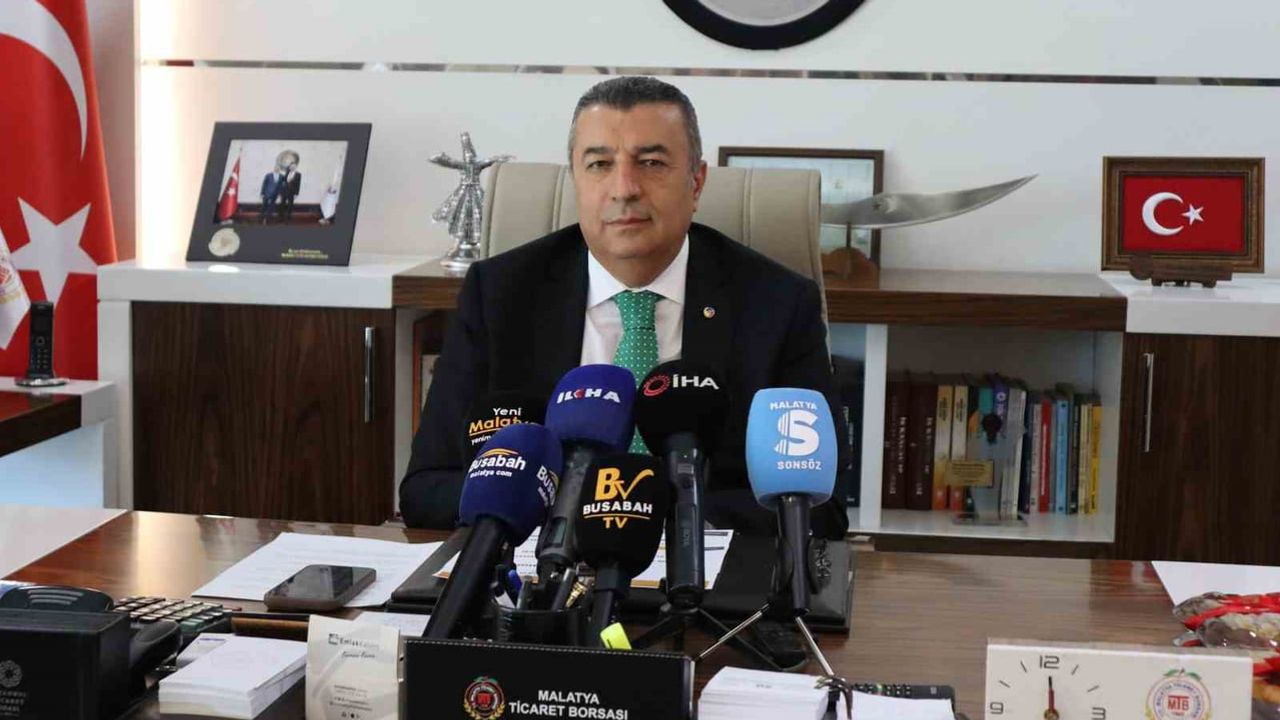 Malatya'da TEKNOFEST'e kayısıyla destek