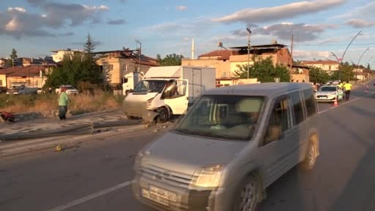Malatya'da yayaya çarpan kamyonet: ağır yaralı