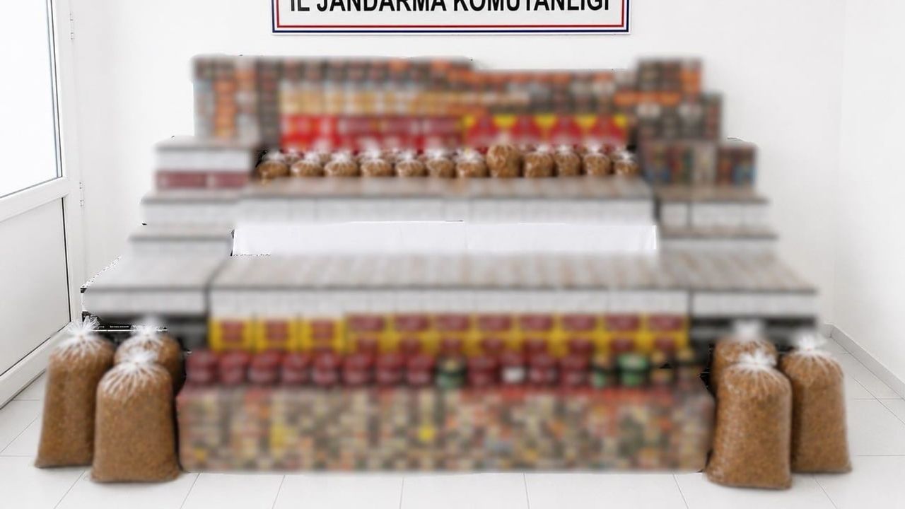 Manavgat'ta iş yerinde paketlenmiş kaçak tütün operasyonu: 36 bin makaron ve 35 kilo tütün