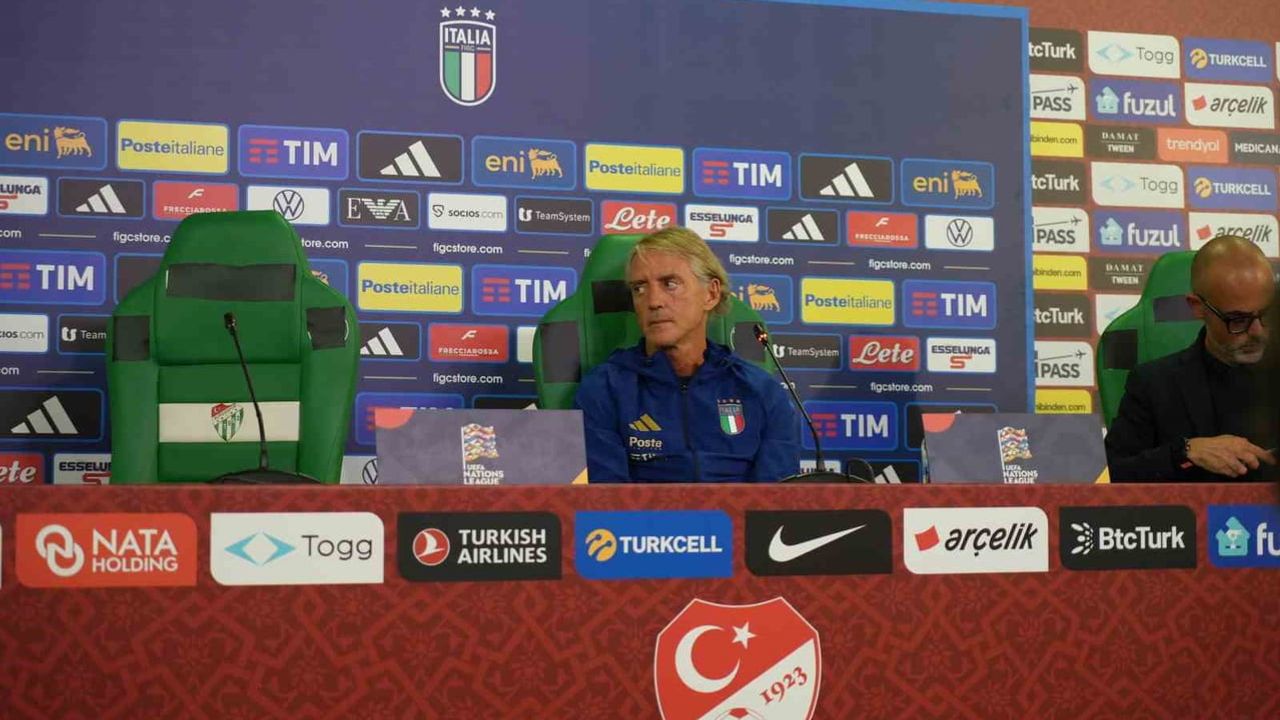 Mancini: sabırla ilerliyoruz, Türkiye maçında çekişme bekliyoruz