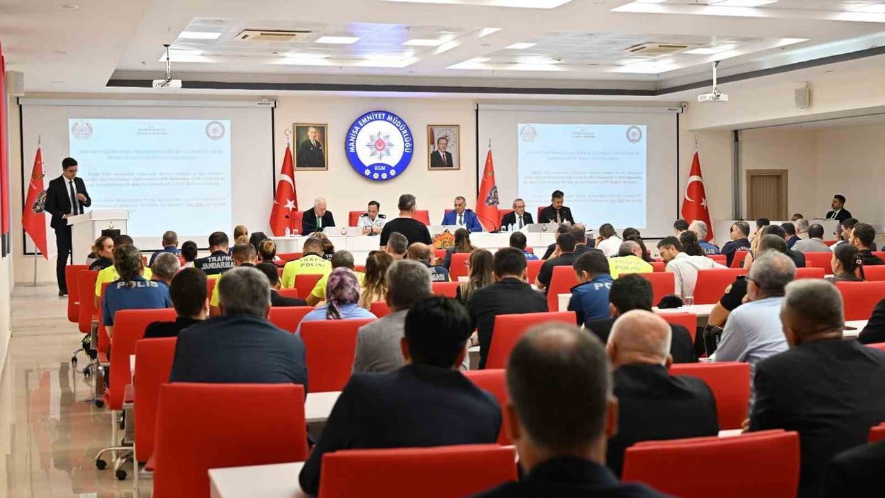 Manisa'da 2026-2027 eğitim yılı için geniş katılımlı güvenlik ve altyapı planı