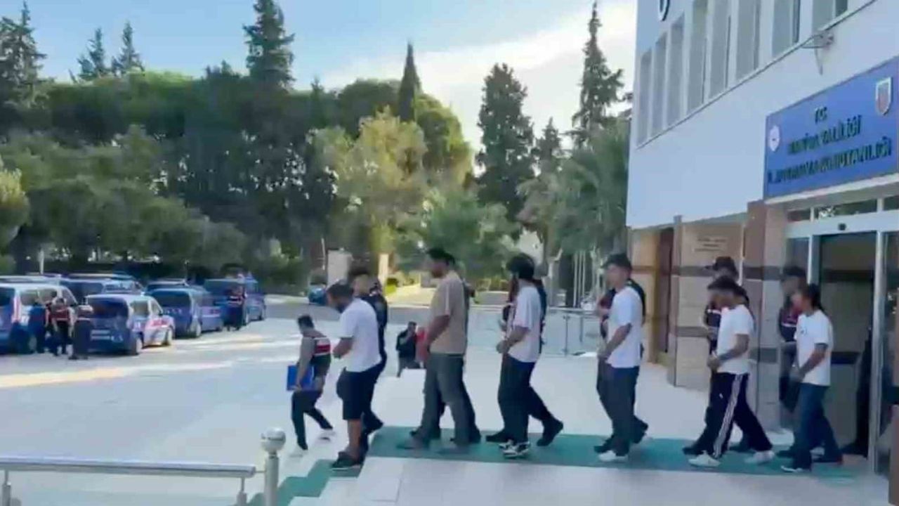 Manisa merkezli operasyonda 1,3 milyar liralık yasa dışı bahis ağı çökertildi
