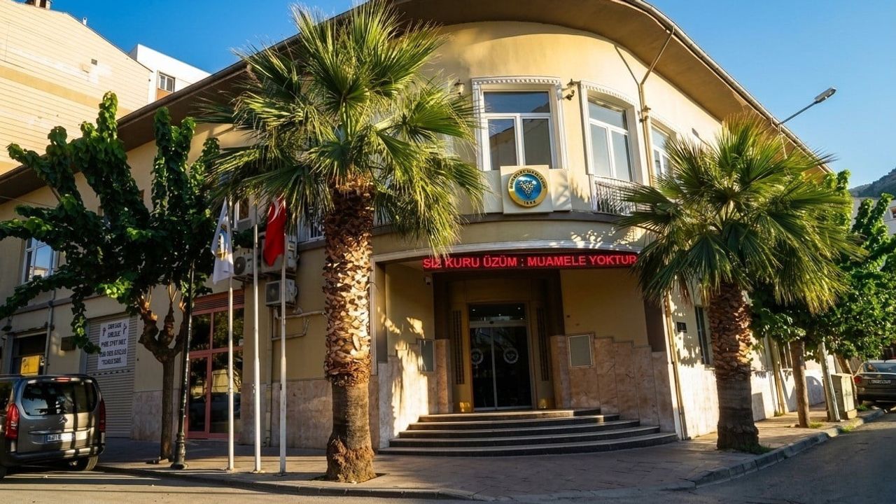 Manisa'nın üretim gücünü öne çıkarma sözüyle Rıza Seyyar borsa başkanlığına aday