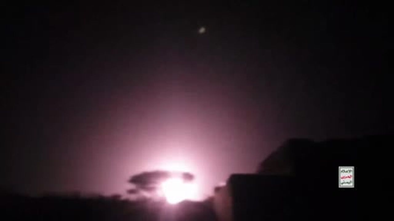 Marib'de havada vurulan F-15: Husiler enkaz görüntülerini paylaştı