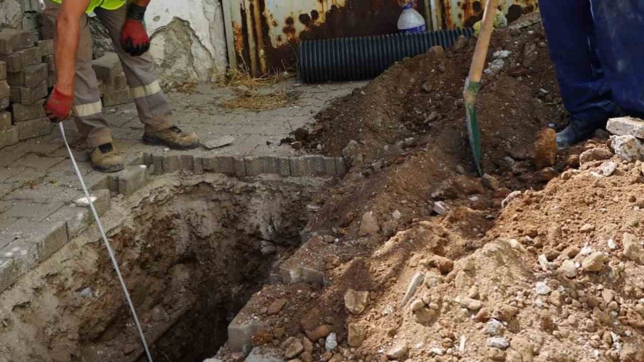 Menteşe Karamehmet'te kanalizasyon altyapısıyla fosseptik kokusuna kalıcı çözüm hedefleniyor