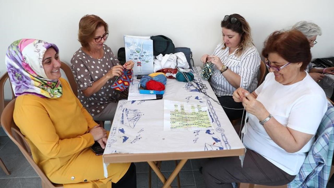 Merkezefendi'de el sanatlarıyla yeni döneme kayıtlar açıldı